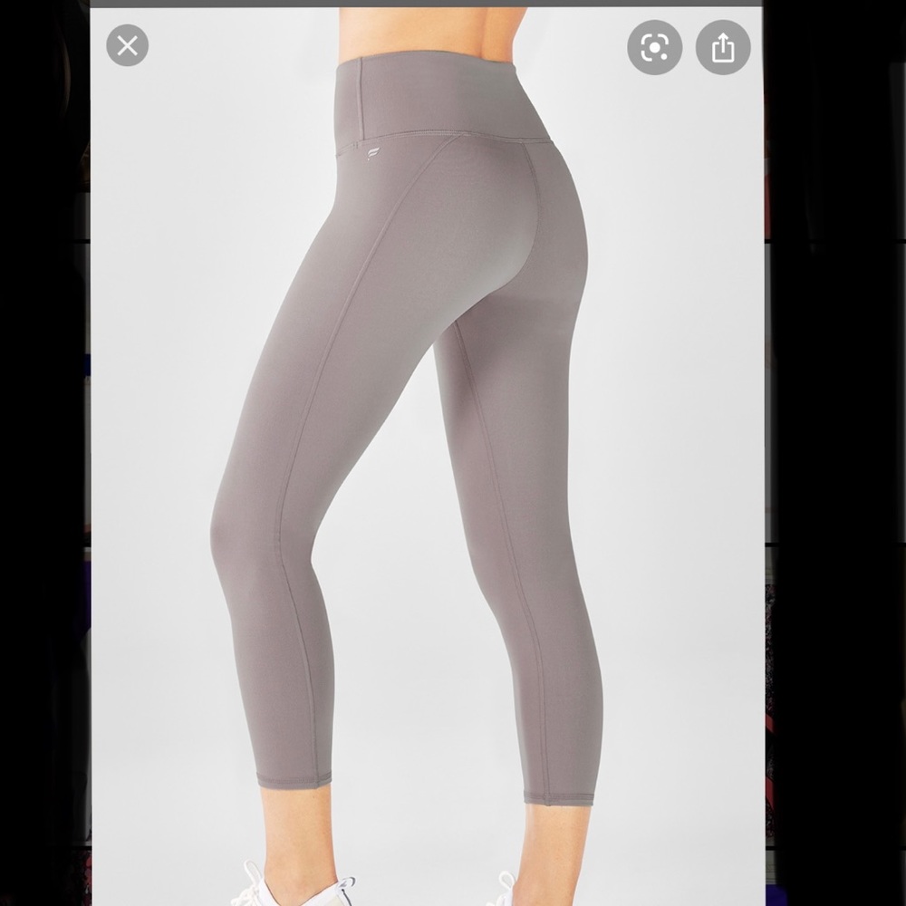 ***SOLD*** Grey Fabletics Capris